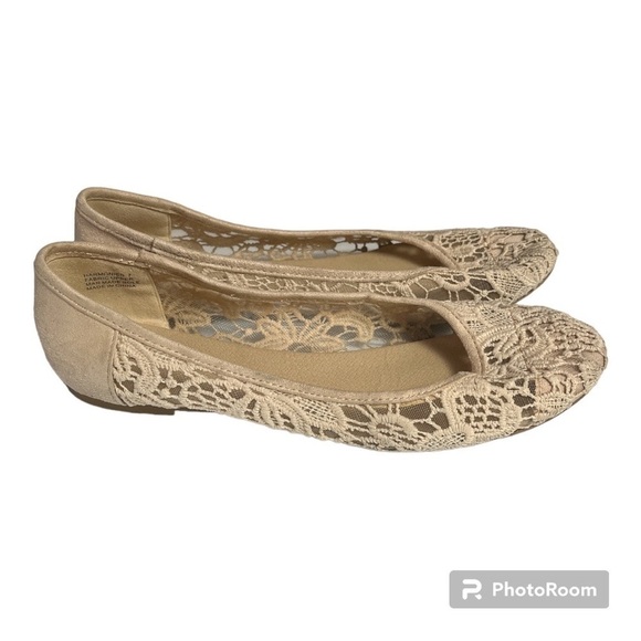 Zigi Soho Lace Flats 7 - Picture 2 of 4